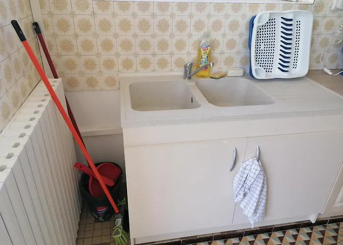 Caravane Esterel Chez Un Proprietaire Κάμπινγκ