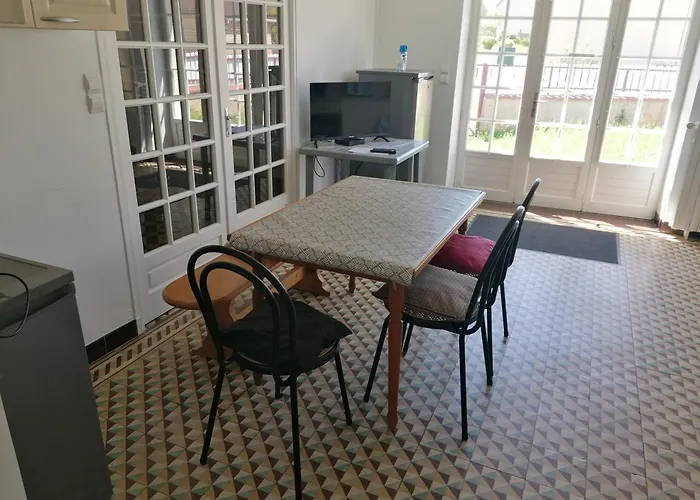 Κάμπινγκ Caravane Esterel Chez Un Proprietaire